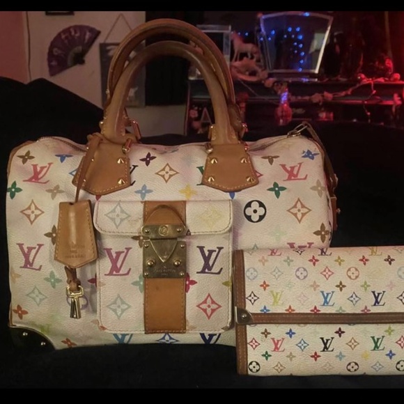 Louis - Picture 3 of 6